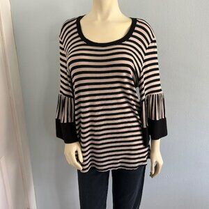Kim & Cami Striped Top, size large